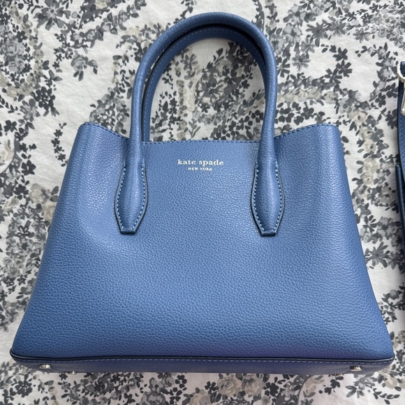 kate spade Handbags - kate spade blue pebbled leather satchel